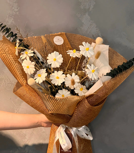 Daisies | Dried Blooms | Deluxe