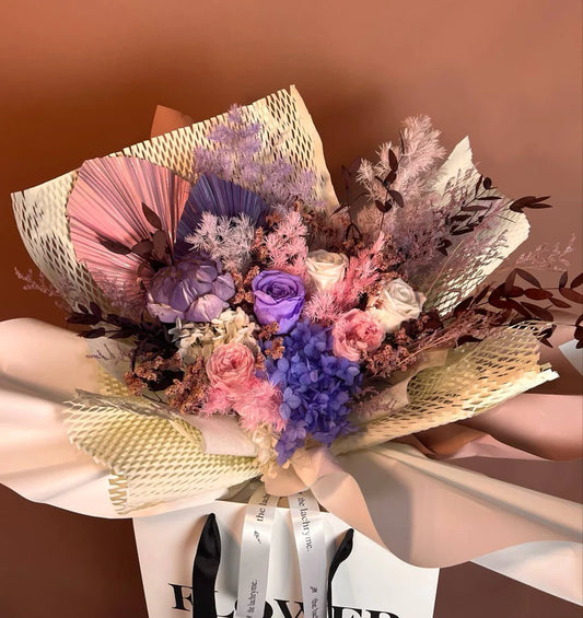 Glimmer Blooms | Dried & Preserved Blooms | Luxurious