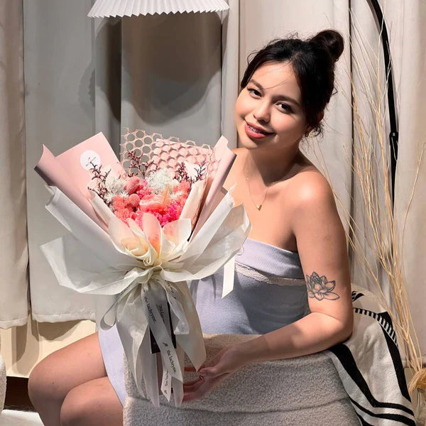 Lover | Preserved Blooms | Petite