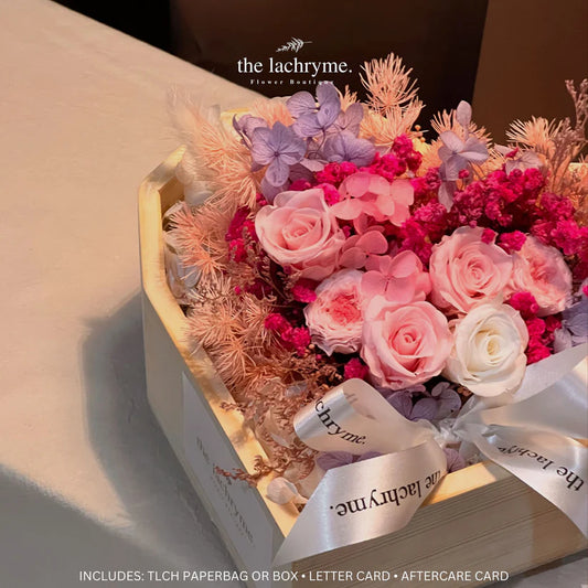 Galina | Boxed Blooms | Heart-shaped