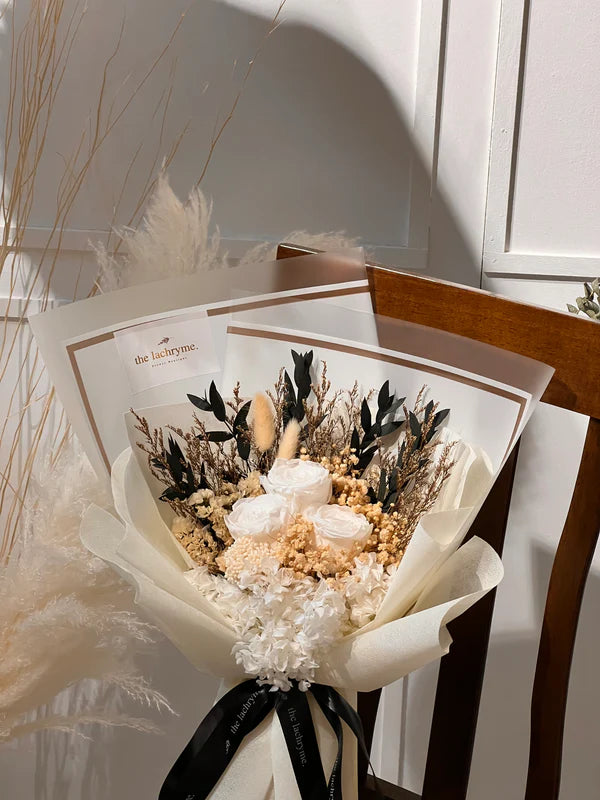 Kathy | Preserved Blooms | Petite