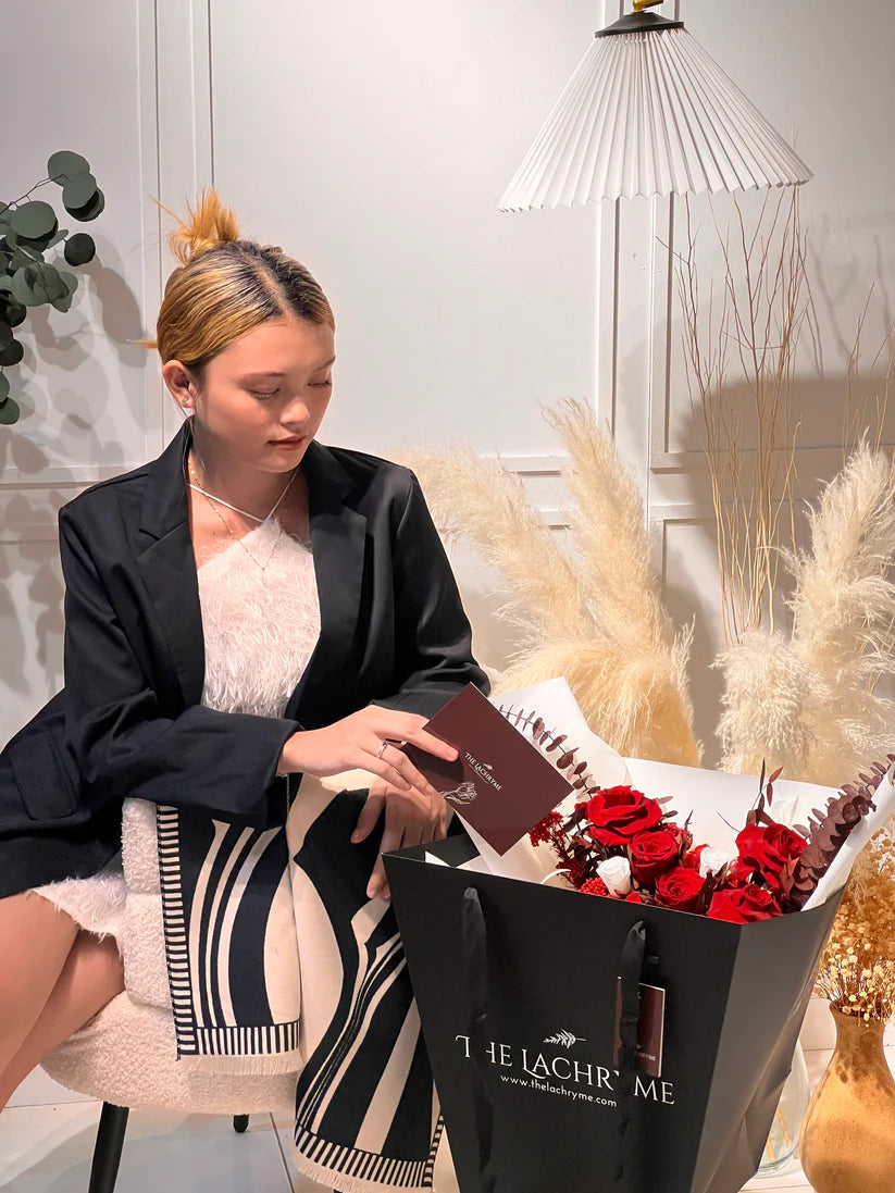 Wine Red | Preserved Blooms | Deluxe