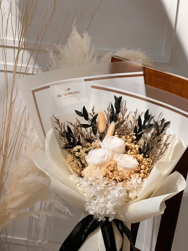 Kathy | Preserved Blooms | Petite