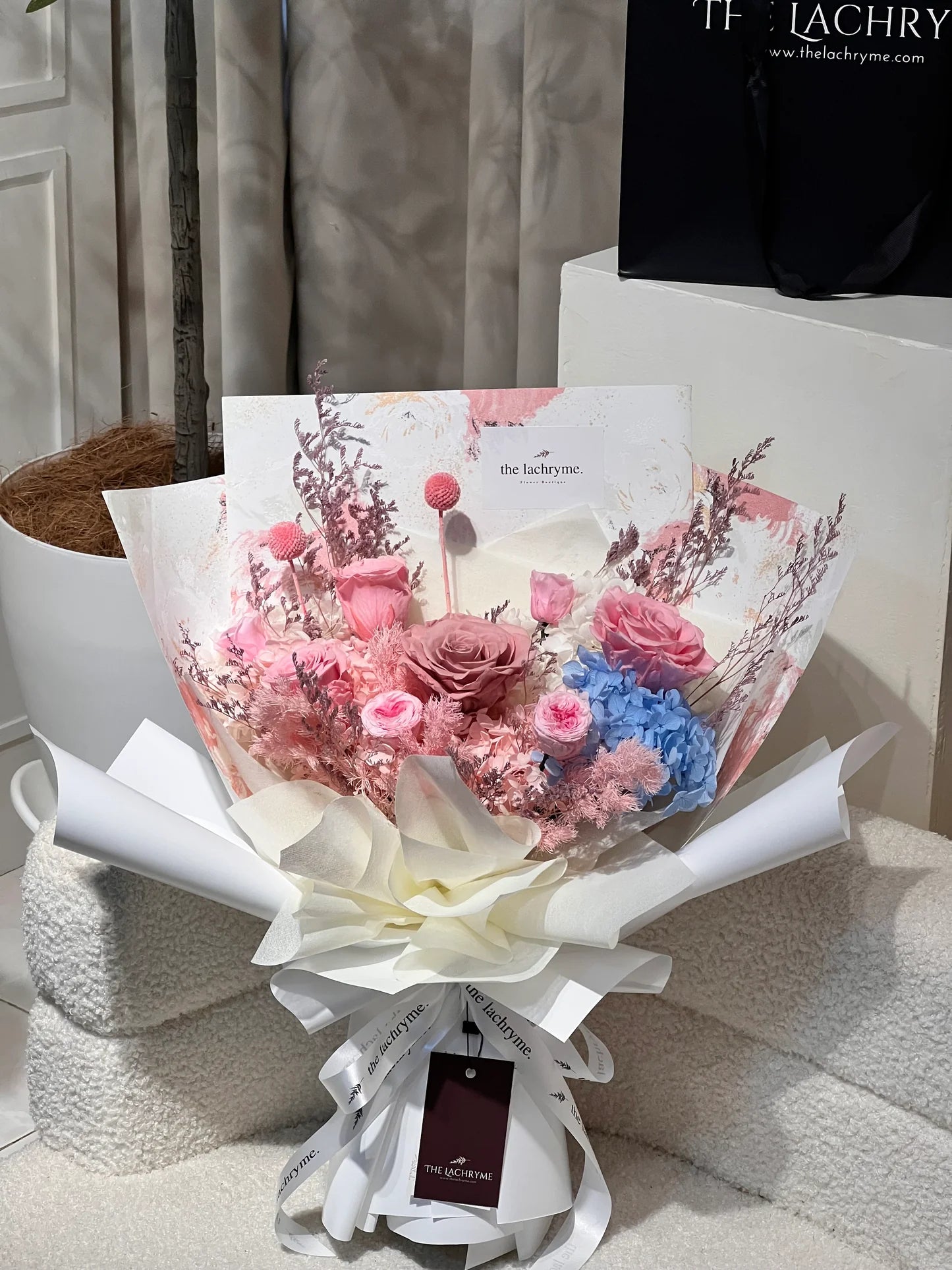 Elèa | Preserved Blooms | Deluxe