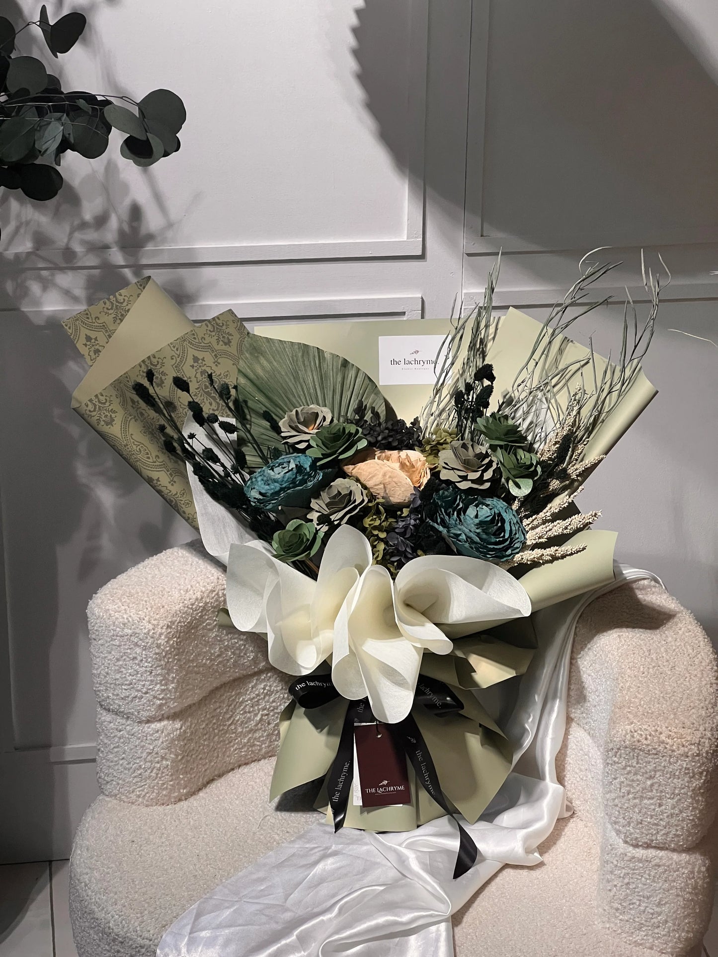 Pavona | Dried Blooms | Deluxe