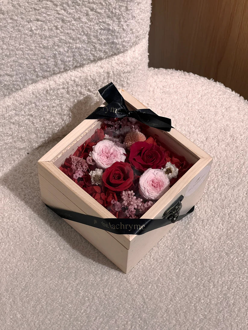 Marié | Blooms in Box | Small