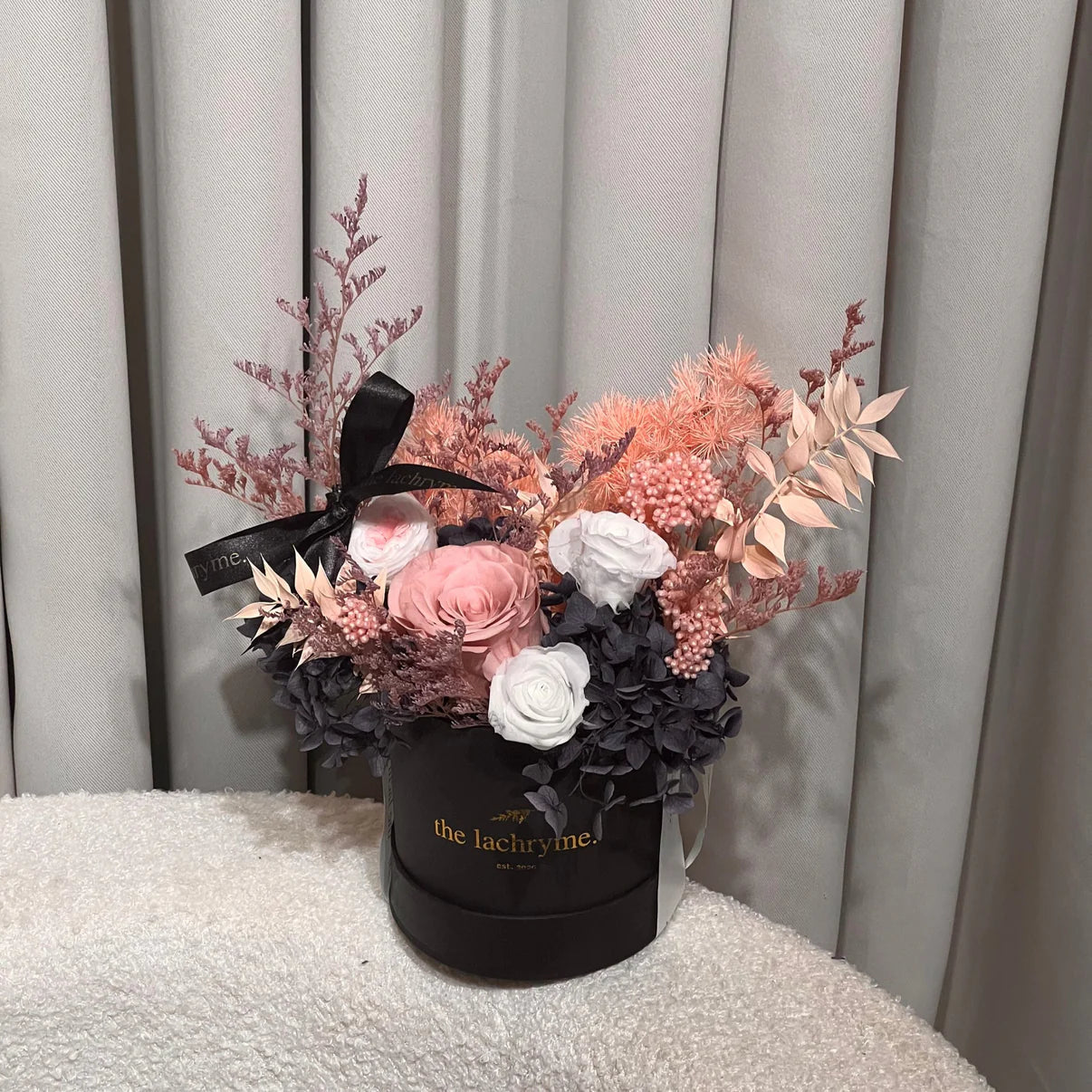 Pearl | Preserved Blooms | Le Fleur