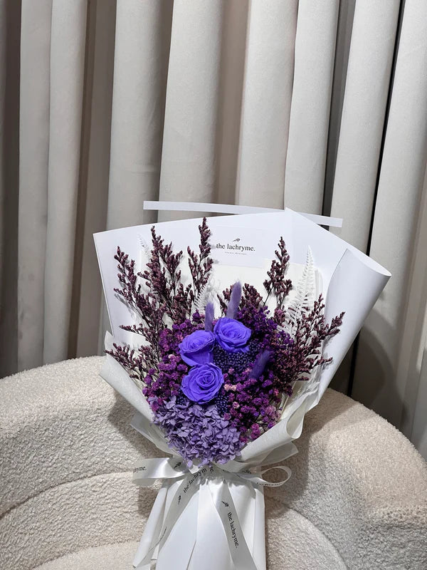 Emery | Preserved Blooms | Petite