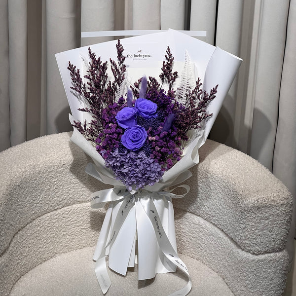 Emery | Preserved Blooms | Petite