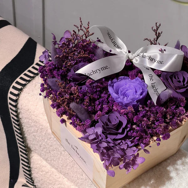 Phoebe | Boxed Blooms | Grande