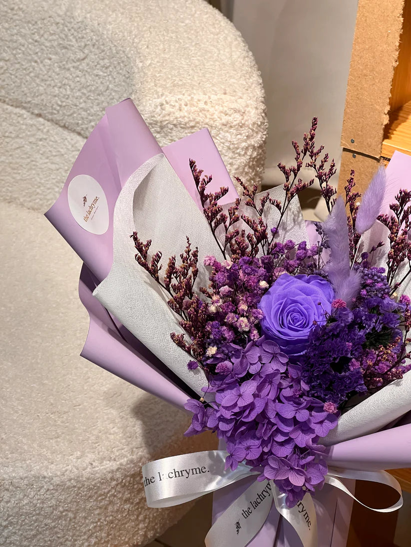 Emery | Preserved Blooms | Super Mini