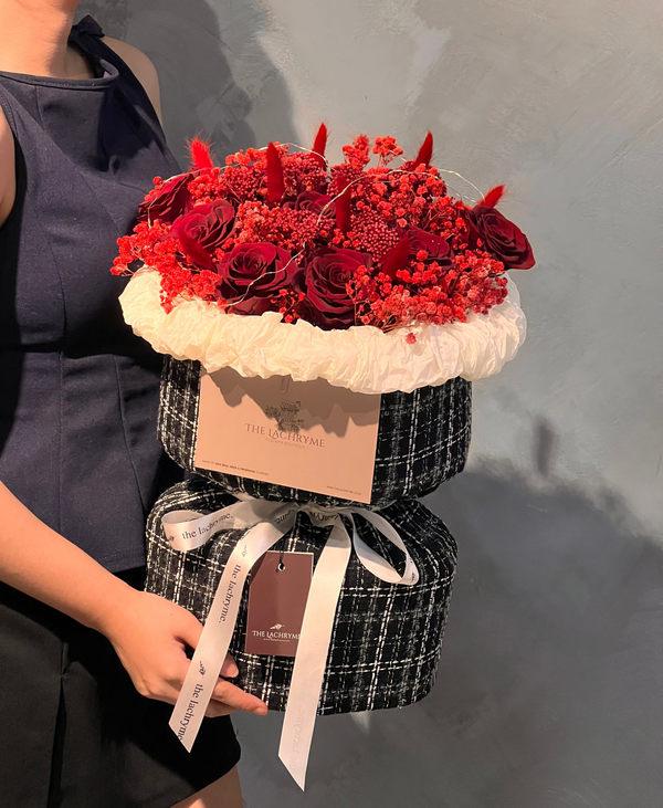 Million Roses with Preserved Fillers | 12 Premium Roses | Round Blooms ...