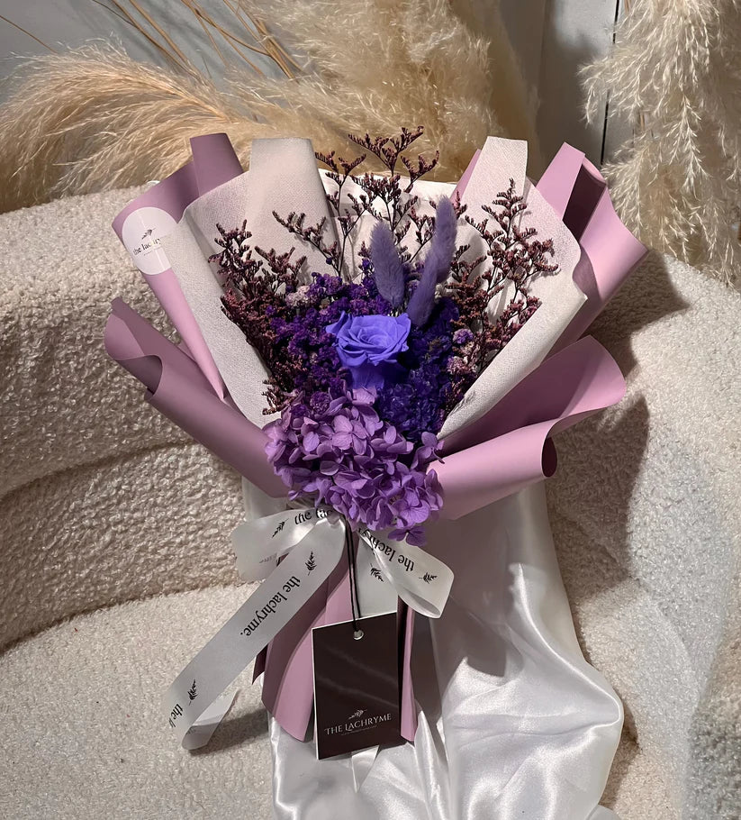 Emery | Preserved Blooms | Super Mini