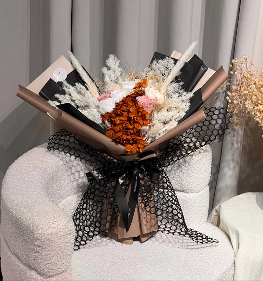 Hera | Preserved Blooms | Deluxe