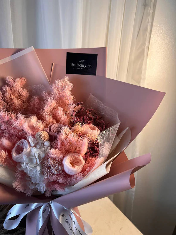 Cetus | Preserved Blooms | Deluxe