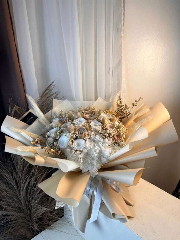 Khalea Blooms | 24 Preserved Roses | Luxurious