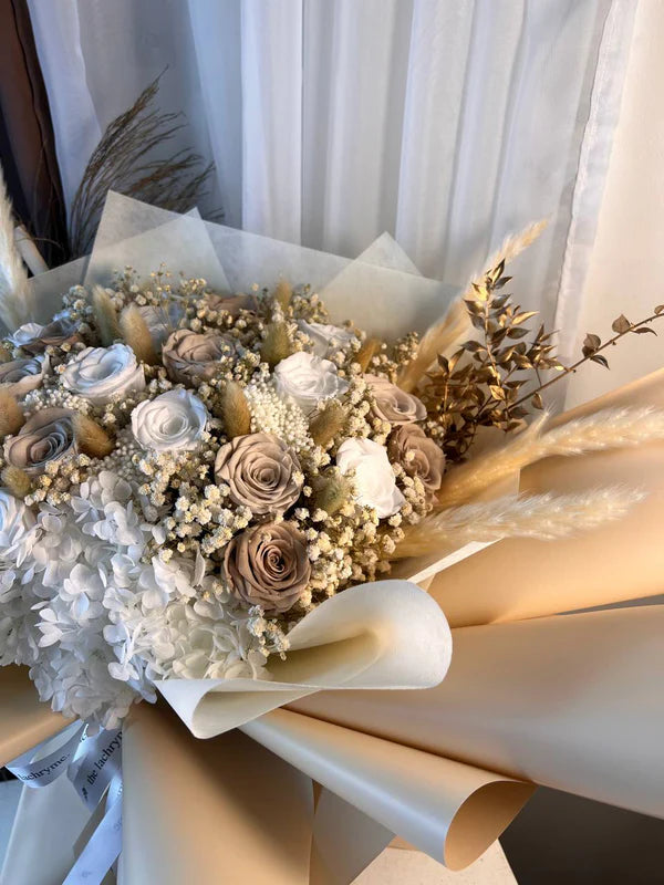 Khalea Blooms | 24 Preserved Roses | Luxurious