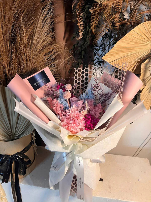 Lover | Preserved Blooms | Petite