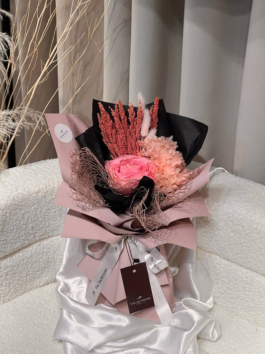 Esme | Dried Blooms | Tall